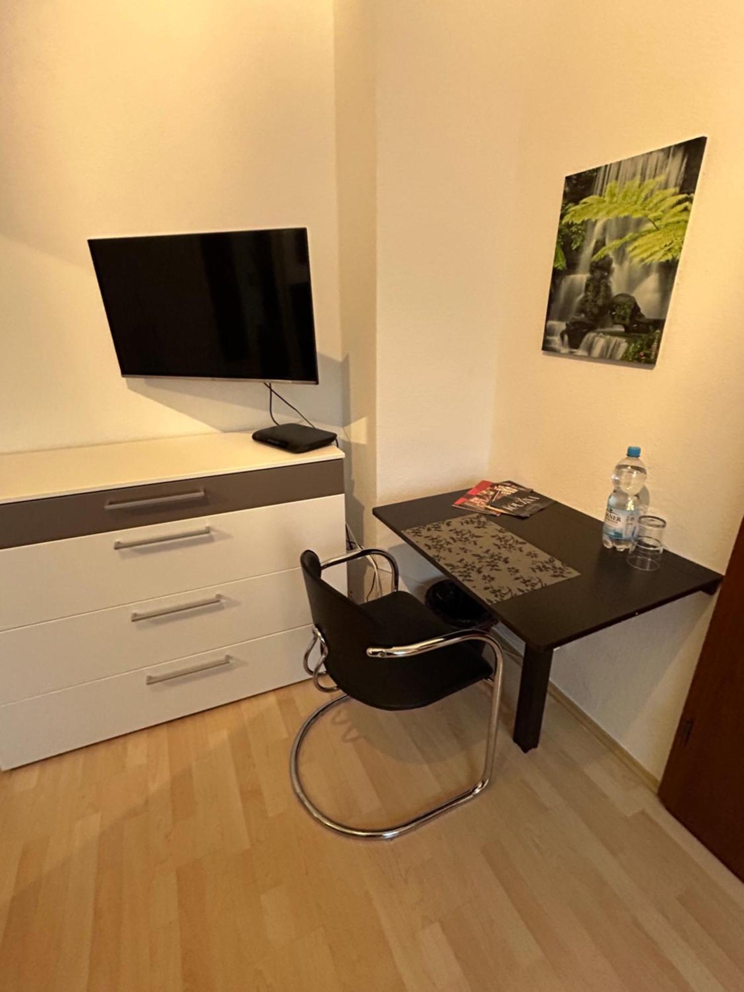 Privatzimmer Haus Gruenewald Solingen Kültér fotó